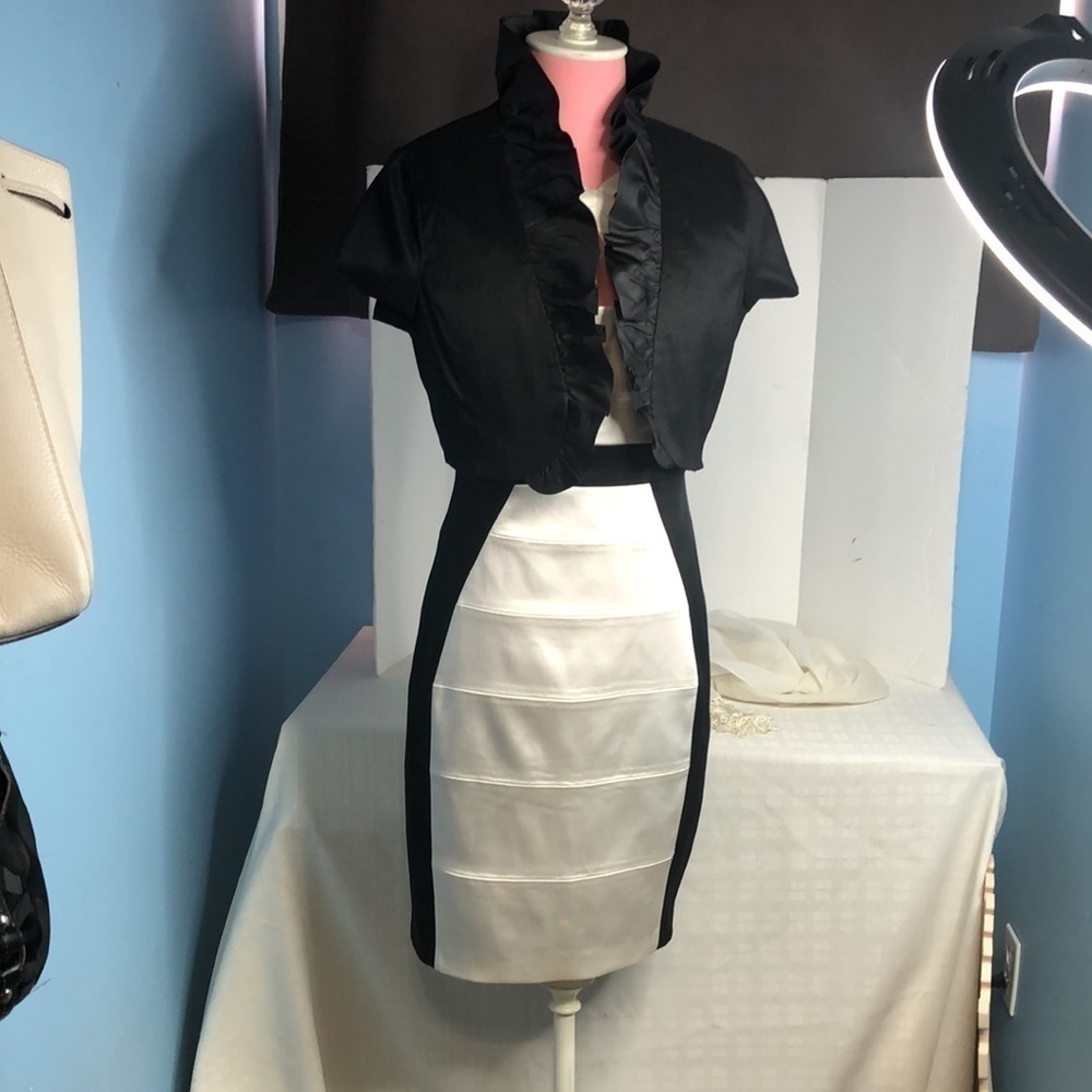 Beautiful Bodycon evening dress - Picture 10 of 11